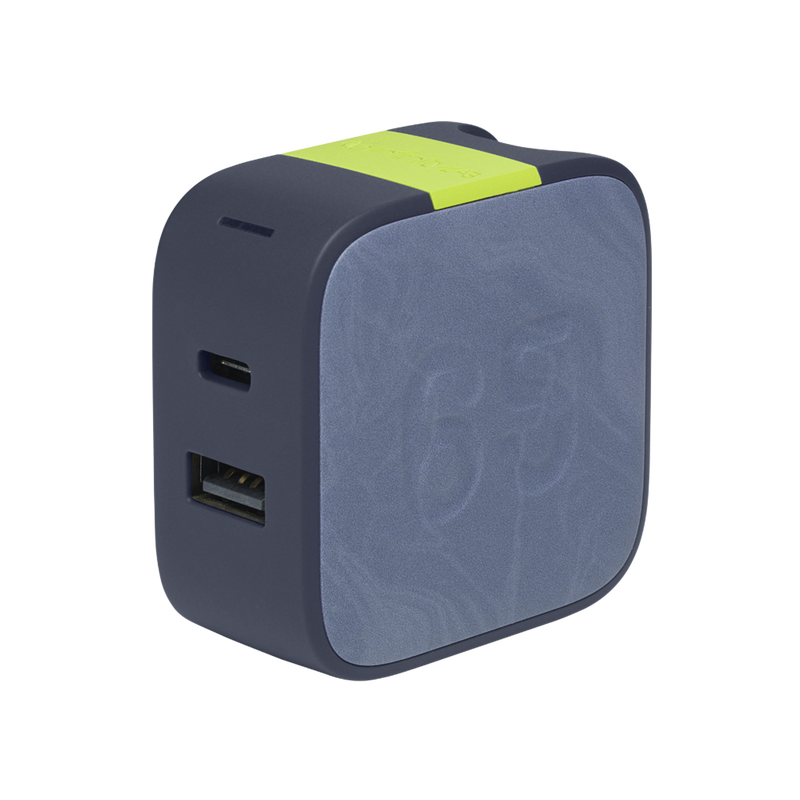 InstantCharger 65W 2 USB - Blue - Powerful USB-C and USB-A GaN PD charger - Detailshot 3 image number null